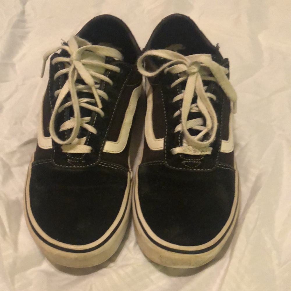 Vans - Picture 2 of 5